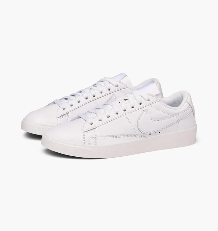 Blazer Low LE (White   White)