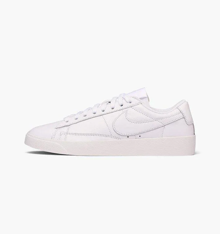 Blazer Low LE (White   White)