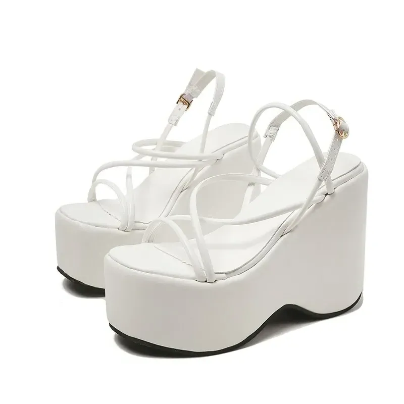 Cruela Sexy Platform Sandals