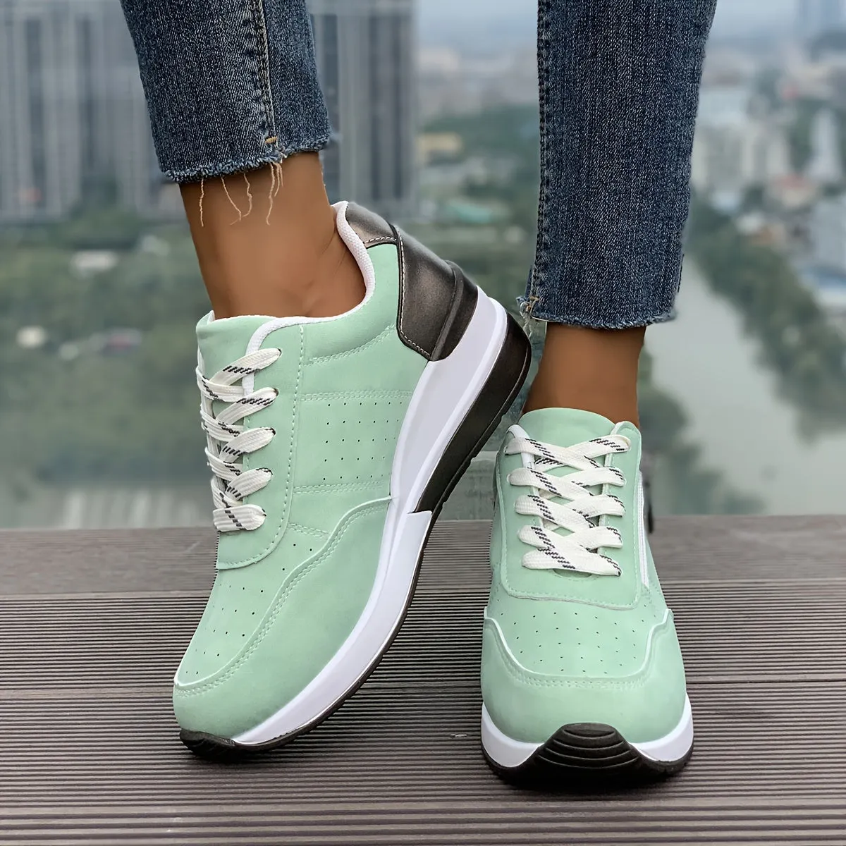 Elegant Fashion Sneakers for Women | Perfect for Casual Days