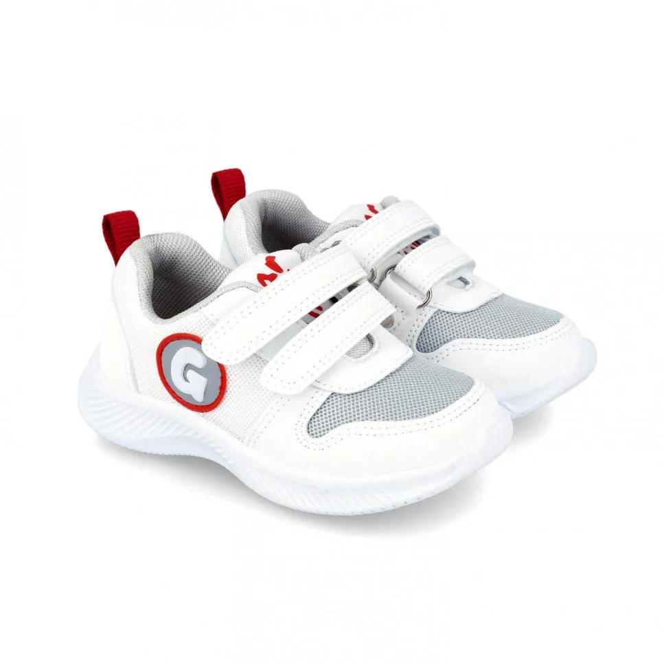 Mesh white, gray & red details sneaker